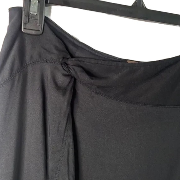 NEW Free People Night Dreamer Twisted Black Beauty Mini Skirt - Picture 4 of 5